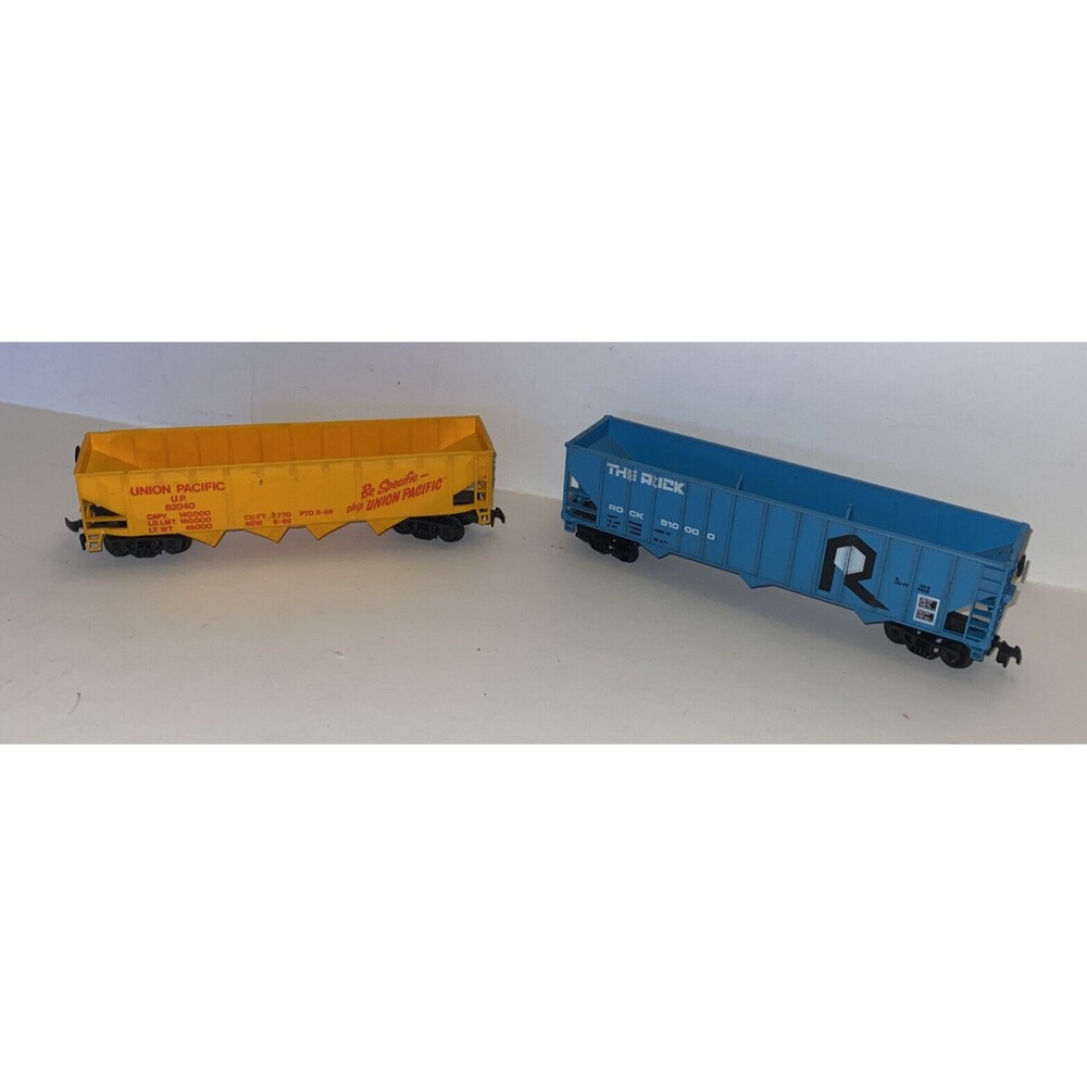 Life-Like Blue 3-Bay Hopper Car THE ROCK HO Scale Lot Union Pacific 62040 Yellow